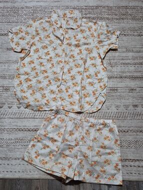 Vintage Floral Pajama Set with Orange Flowers